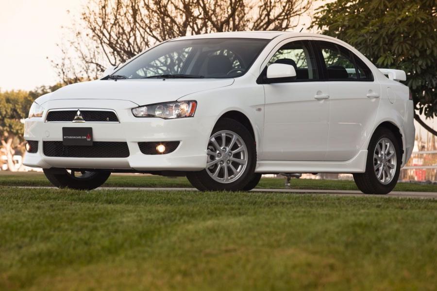 Mitsubishi Lancer ES '2010